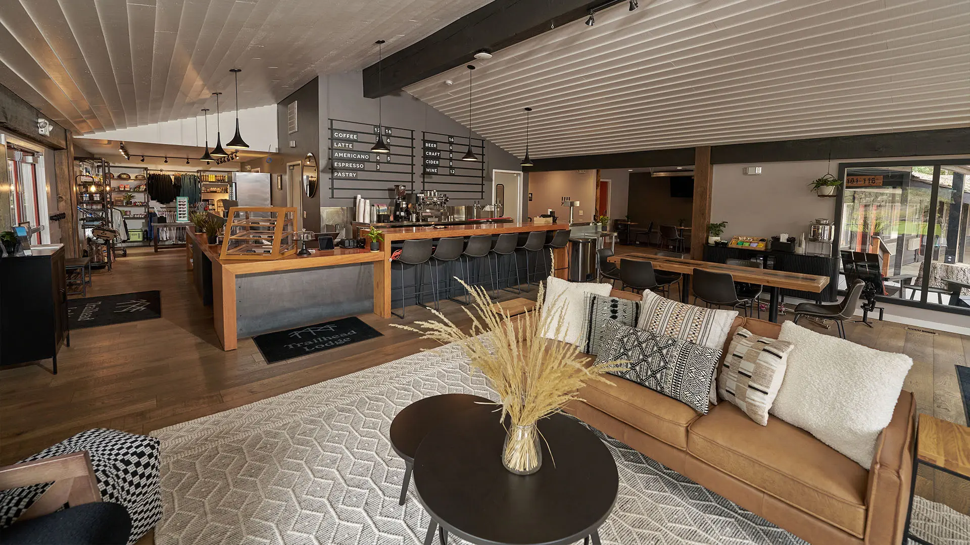 Trailhead Lodge Cafe & Bar